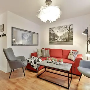 100 Meters To Metro - Montcalm Apartments Montreal
